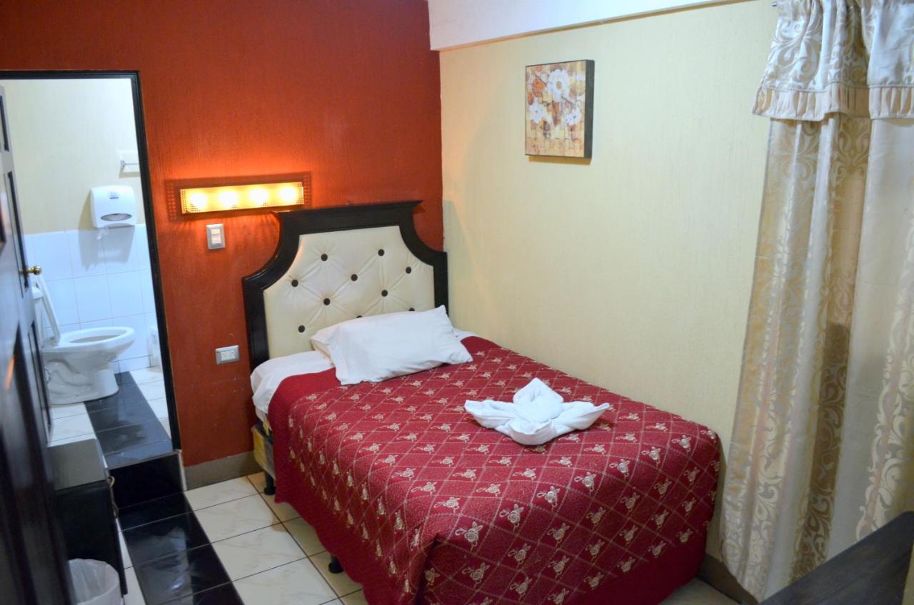 Hotel Y Restaurante Castillo De Los Altos Кетцалтенанго Екстериор снимка
