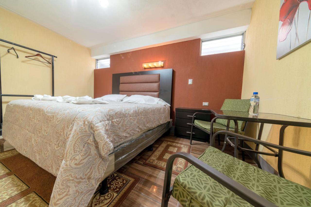 Hotel Y Restaurante Castillo De Los Altos Кетцалтенанго Екстериор снимка